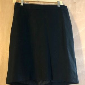 Classic pencil skirt. Excellent condition.